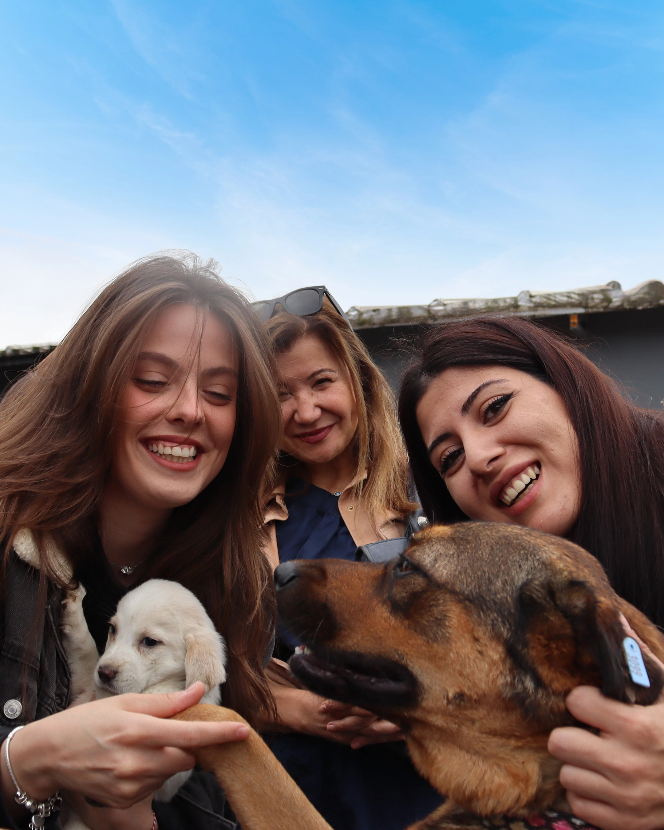 Küçük dostlarımızla umut paylaştık 